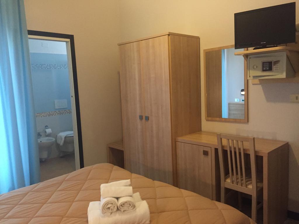 Abc Hotel Rimini Værelse billede