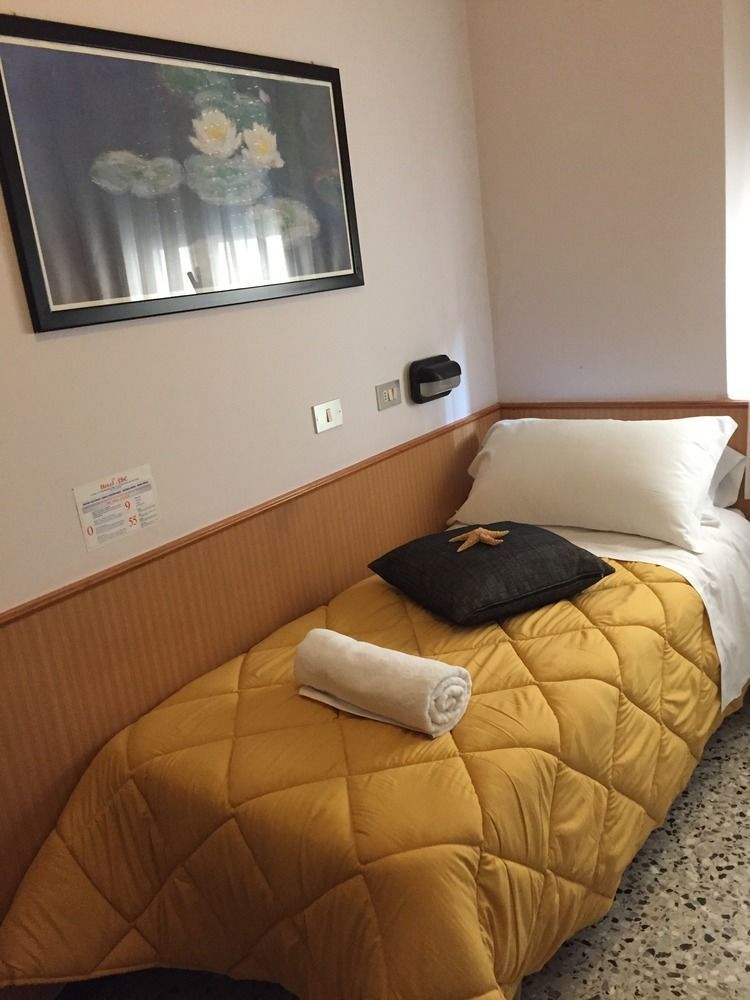 Abc Hotel Rimini Eksteriør billede